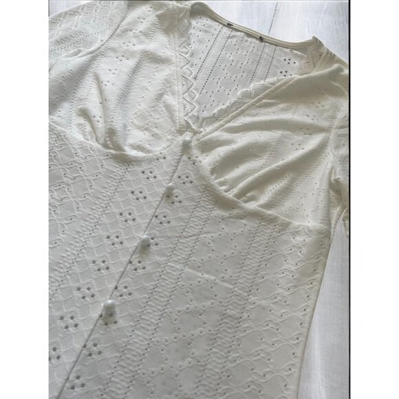 White Lace Trim Eyelet Embroidered Button Detail V-Neck Long Sleeve Top Sz SM - Picture 4 of 5